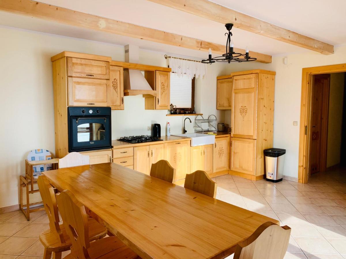 Dom Pod Bachledowka Villa Czerwienne Bagian luar foto
