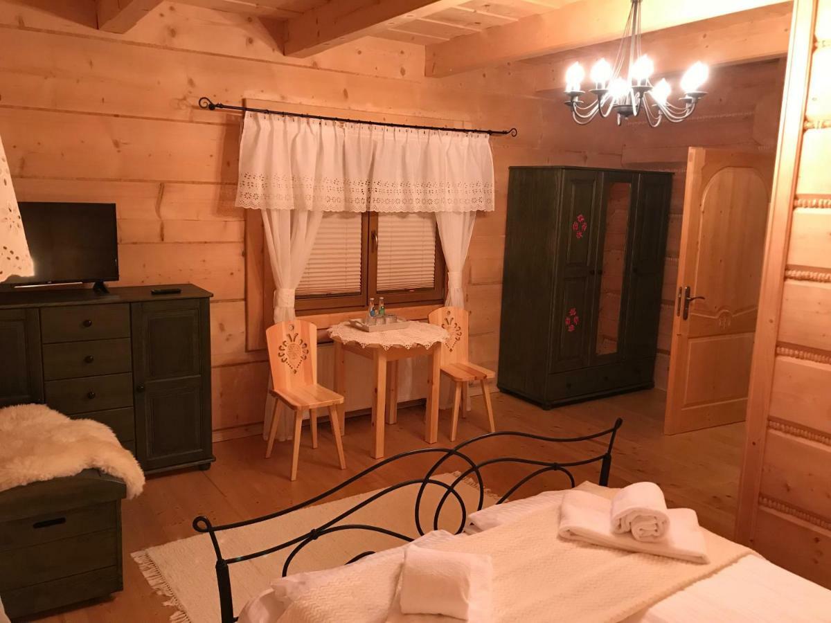 Dom Pod Bachledowka Villa Czerwienne Bagian luar foto
